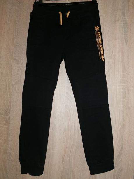 Elastické nohavice, 134