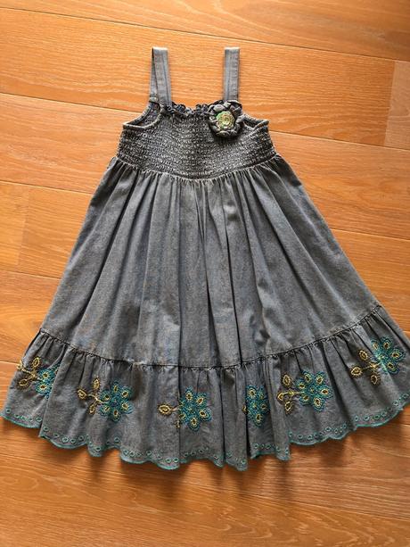 Krásne točivé šaty, cherokee,110