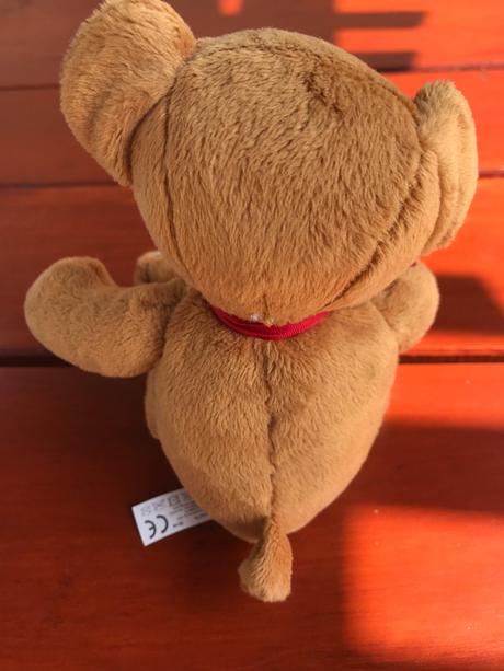 Plyšový macko s mašličkou,