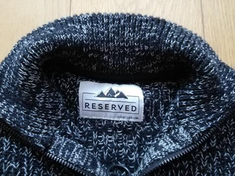 Málo nosený svetrík, reserved,140
