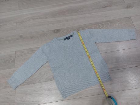 Svetrik, reserved,92