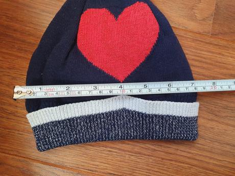B1258 čiapka, srdce, gap,92