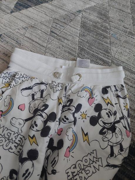 Tepláky č 146-152, disney,146