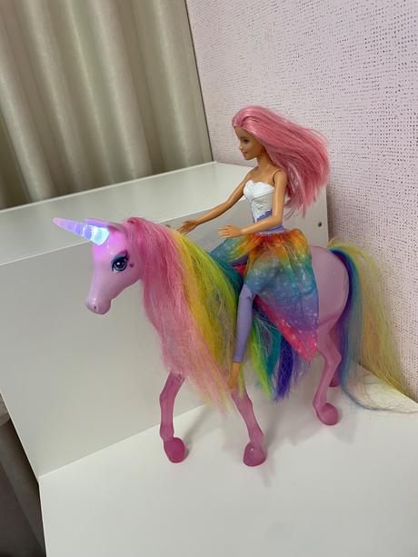 Kúzelny koník s barbie, 