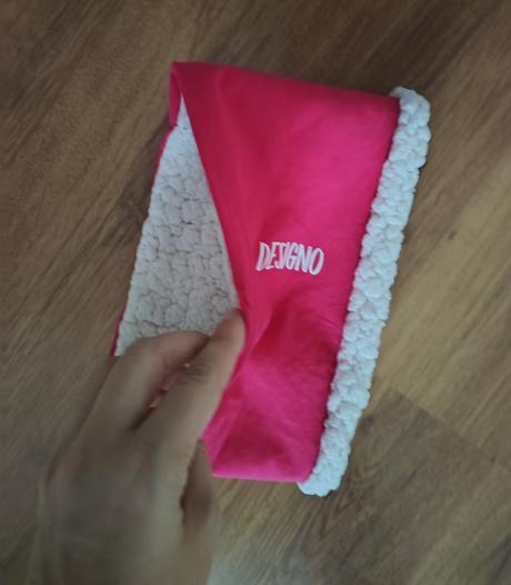 Nákrčník designo, 