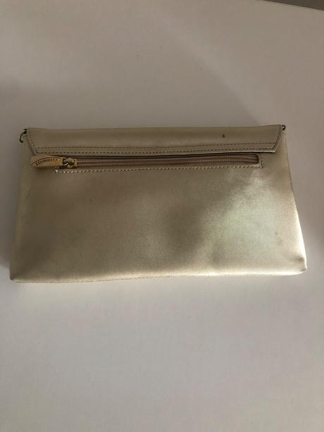 Zlata spoločenská kabelka,