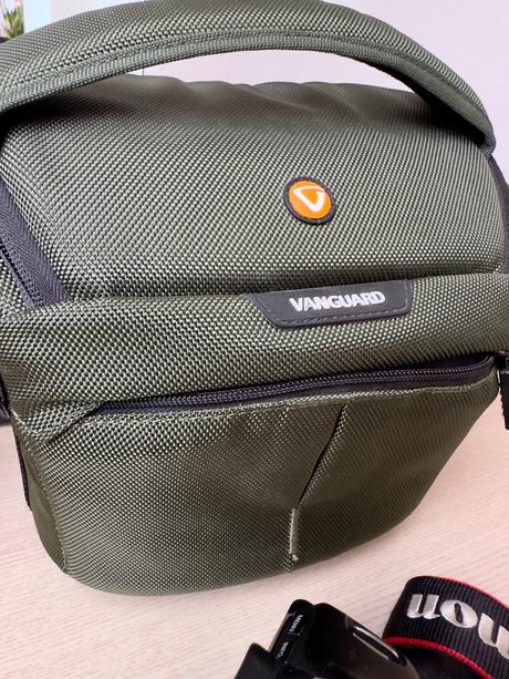 Canon 600d + objektív canon efs 18-55 a príslušens, canon