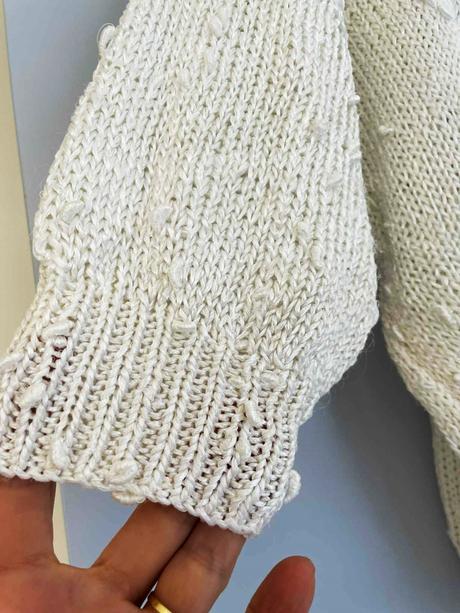 Perleťové uzlíčkové pletené triko oversize, l