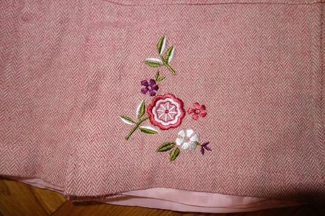 Šaty s výšivkou 18 mes, 86