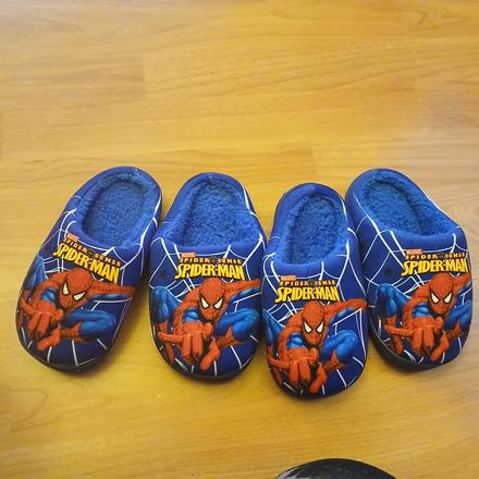Papučky spiderman, 28
