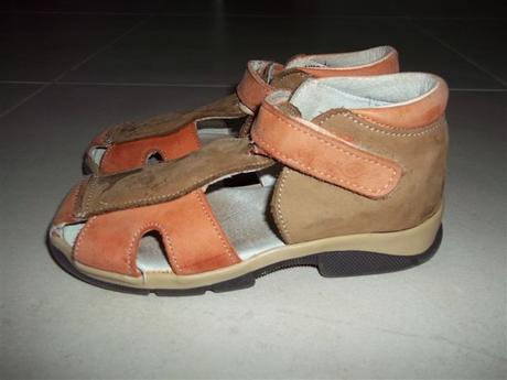 Sandálky, 26