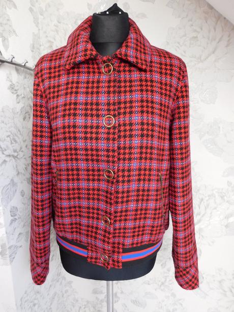 Kvalitna vlnena bunda, 38