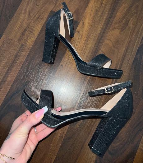 Čierne lesklé lodičky, 39