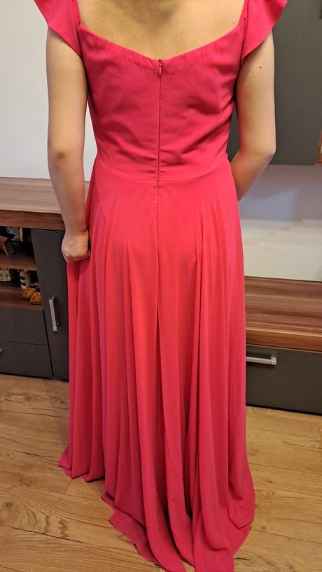 Dámske spoločenské šaty, 38