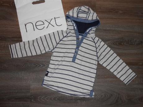 Next frajeské tričko s kapucnou č. 98, next,98