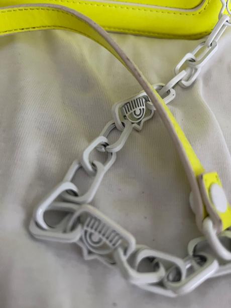 Chiara ferragni kabelka crossby listova  stav podl, 