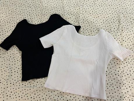 Biele a cierne tričko do pasu, reserved,158