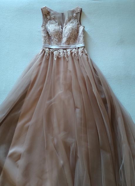 Prekrásne šaty, 38