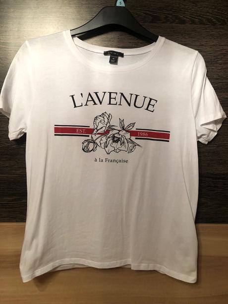 Biele tricko s obrazkom m, amisu,m