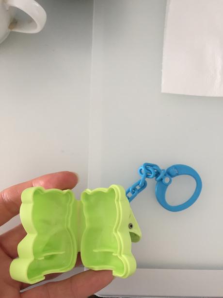 Jané retiazka na cumlík s krytom, jané