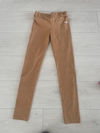 Leginy unique, 152