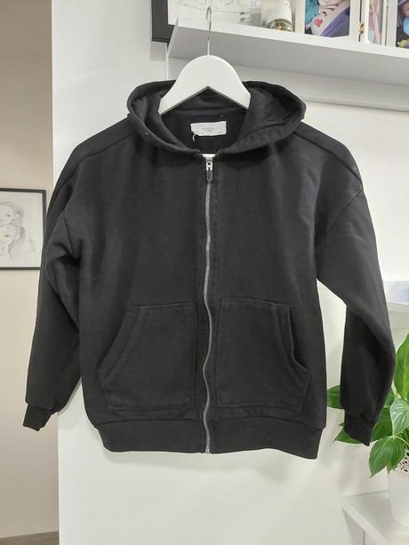 Mikina reserved veľ.140, reserved,140