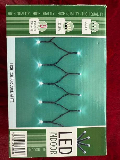 Vianočné osvetlenie ns stromcěk, 