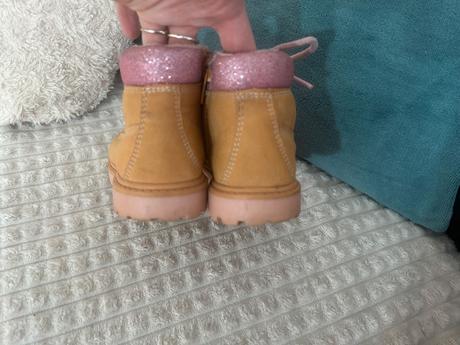 Čižmy 22, cupcake,22