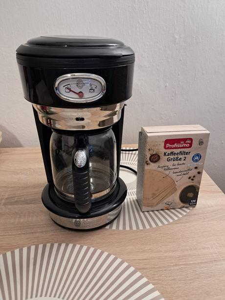 Russell hobbs kavovar aj s filtrami, 