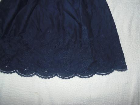 Sukňa s vybíjaným vzorom, 146