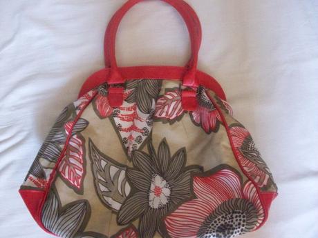 Letná taška zn.clarins - paris, 