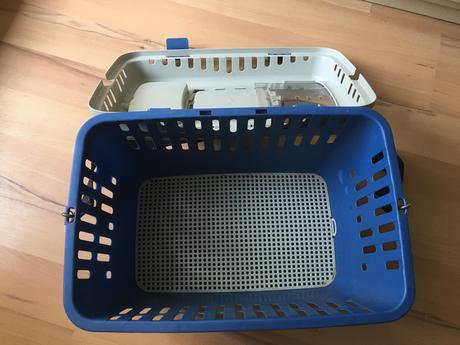 Prenosný cestovný box pre zvieratko,