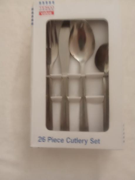 Jedálenský. príbor tesco, 