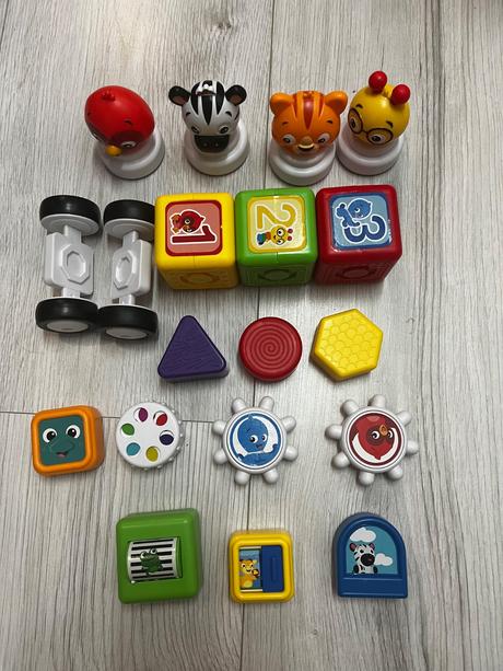 Baby einstein connectables hračka magnetické kocky, 