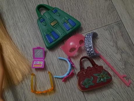Doplnky pre barbie 3,