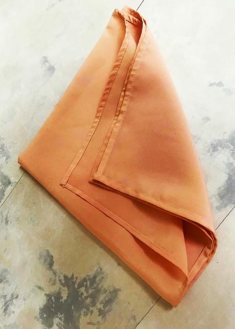 Marhuľová šatka na krk, l