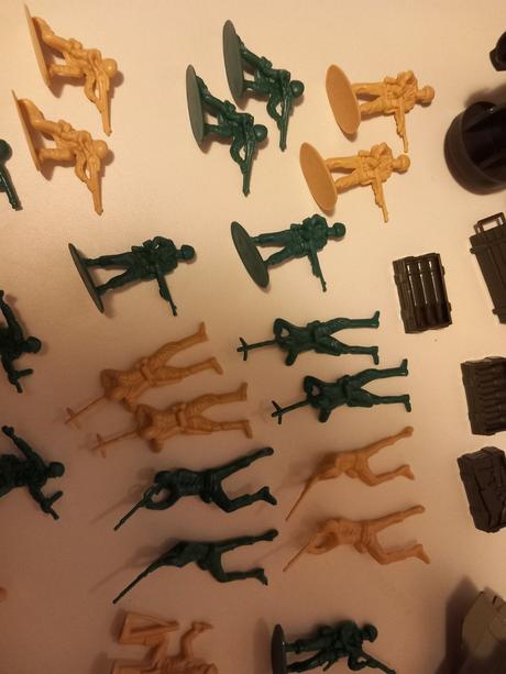 Veľká vojenská sada na hranie,