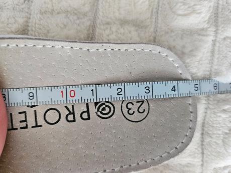 Topanky, protetika,23