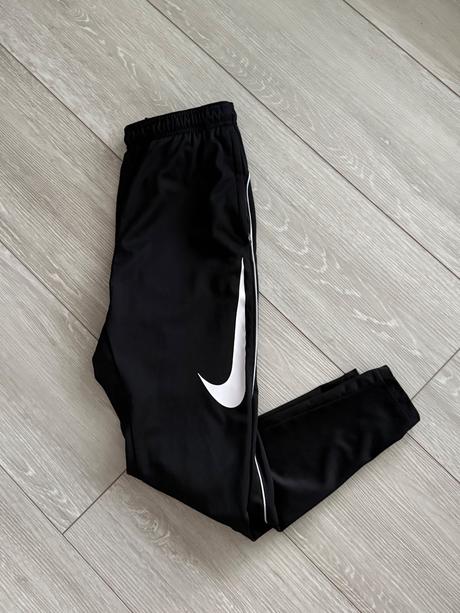 Pánske tepláky nike, nike,s