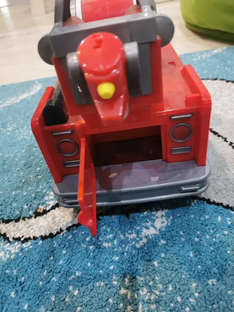 Paw patrol hasičské auto,