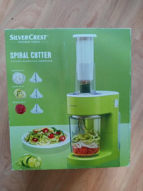 Elektrický špiralizér - 3 druhy krájania, silver crest