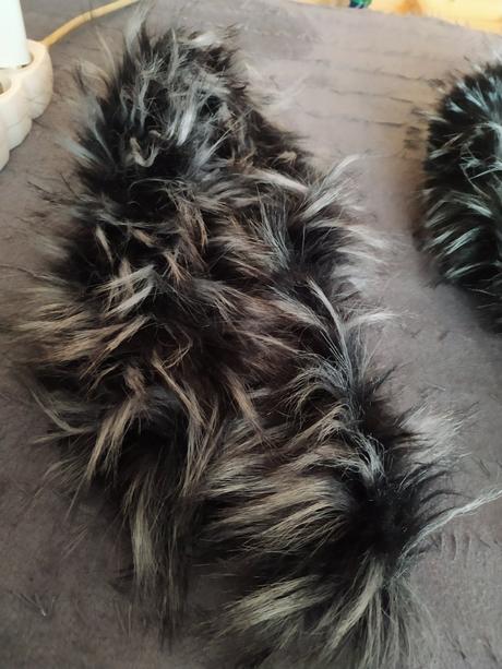 Šal na bundu albo kabát, m / s