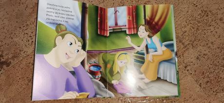 Kniha najznámejšie rozprávky,