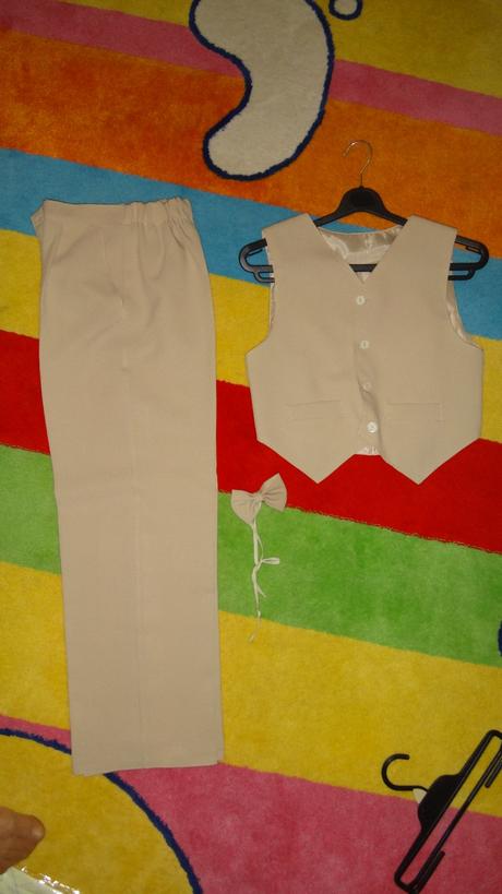 Oblečenie na 1. sväté prijímanie, 140