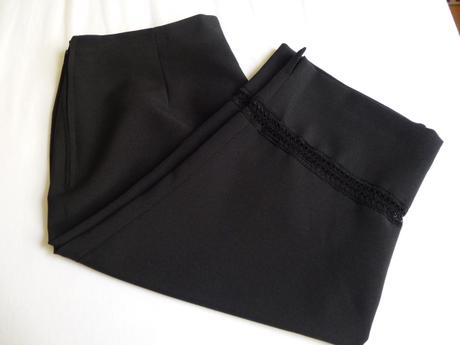 Elegantné trojštvrťáky, 44