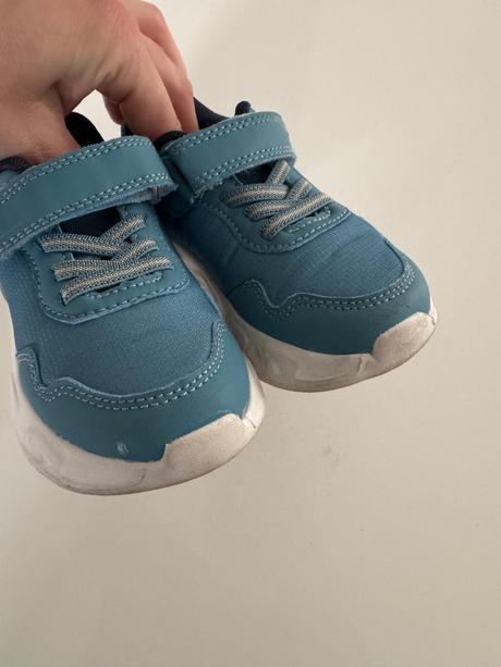 Blikajuce tenisky vel.24 kuniboo, kuniboo,24