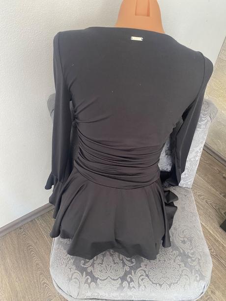 Guess nádherný topik s/m, guess,m