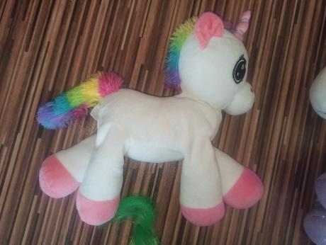 Rozne jednorozce plysaky, 