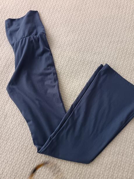 Zvonove legíny, h&m,146