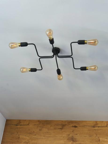 Nastenna lampa, 